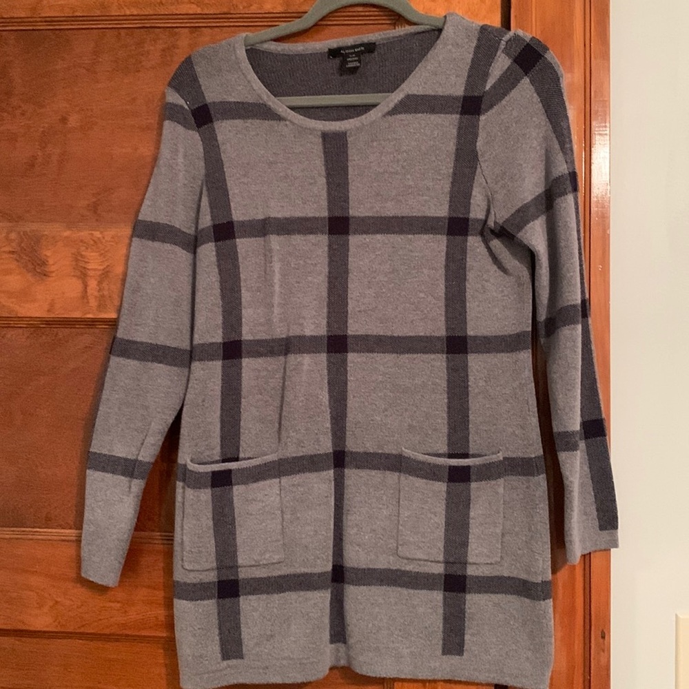 Alison Sheri Sweater - Plaid - Size Small